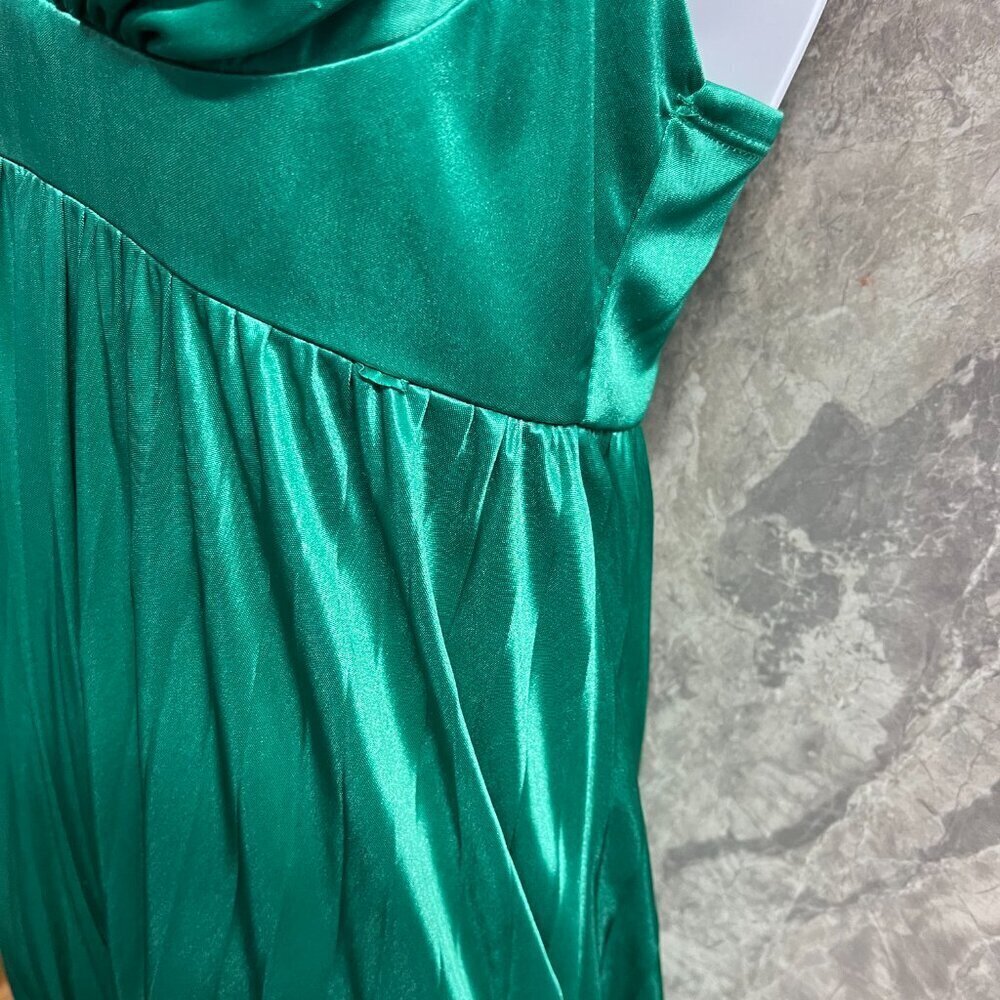 Appropriate Behavior Green Pleated Cocktail Dress - Picture 5 of 6